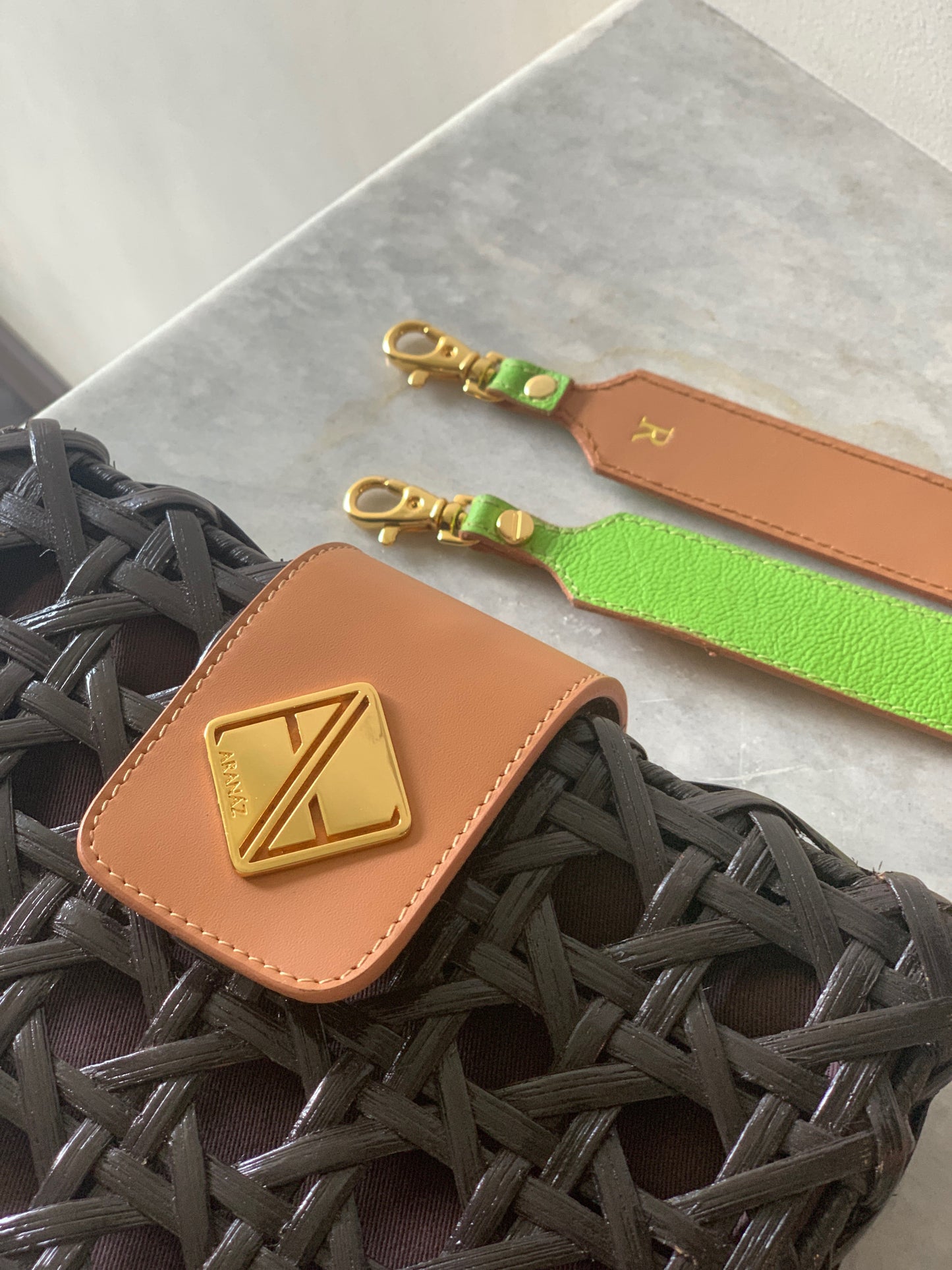 Pop Strap 1.25 (Neon Green/Tan)