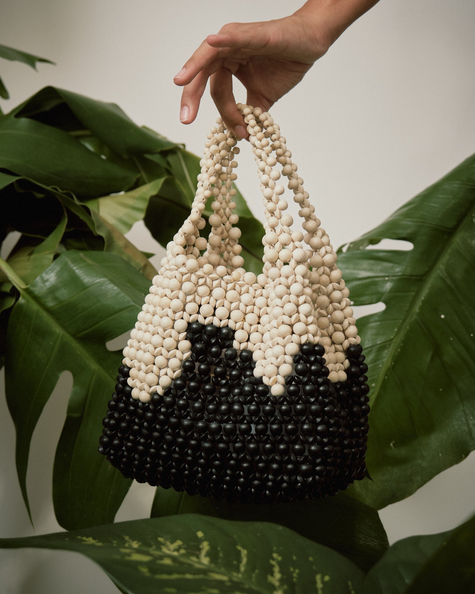 Drip Handbag Black Cream ARAN Z