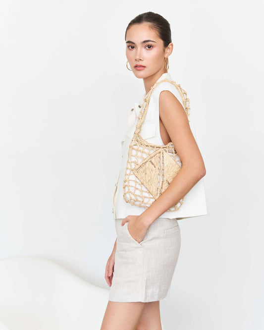 A Mini Shoulder Bag (Straw)