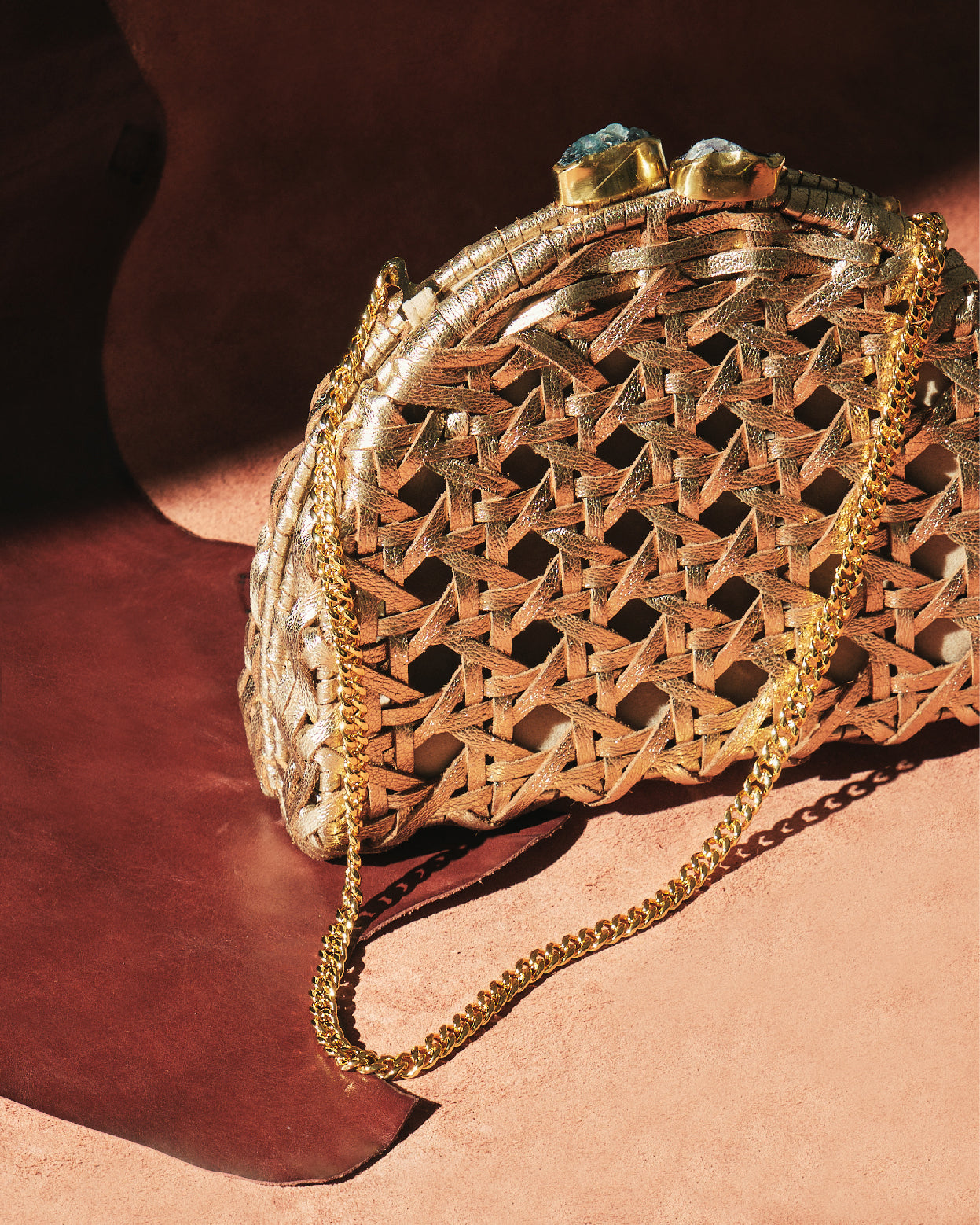 Tina Solihiya Clutch (Gold)