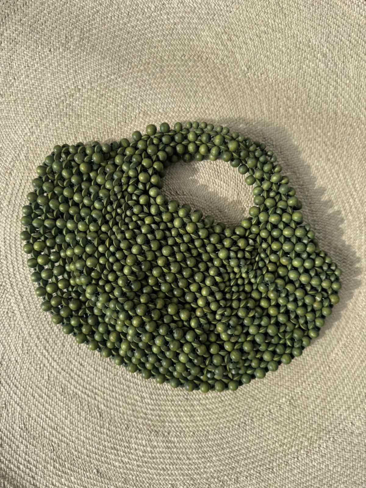 Lagrima Medium (Olive)