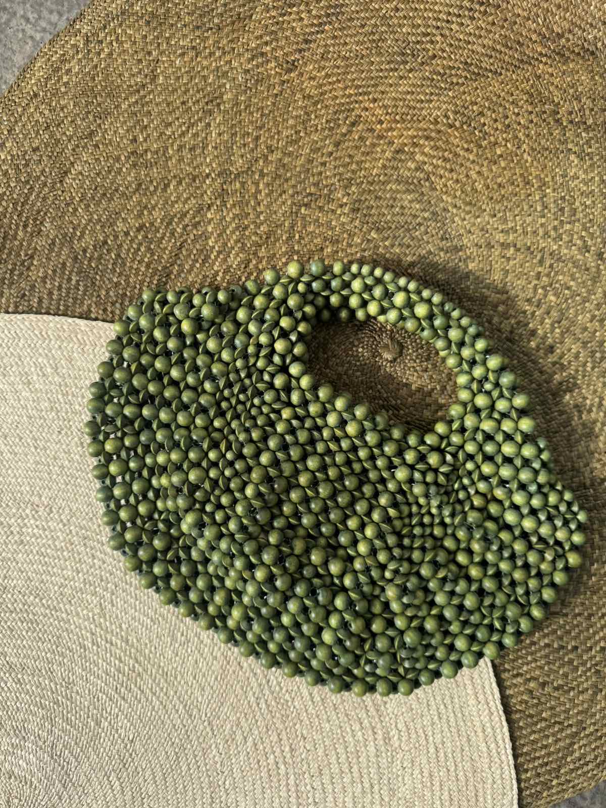 Lagrima Medium (Olive)