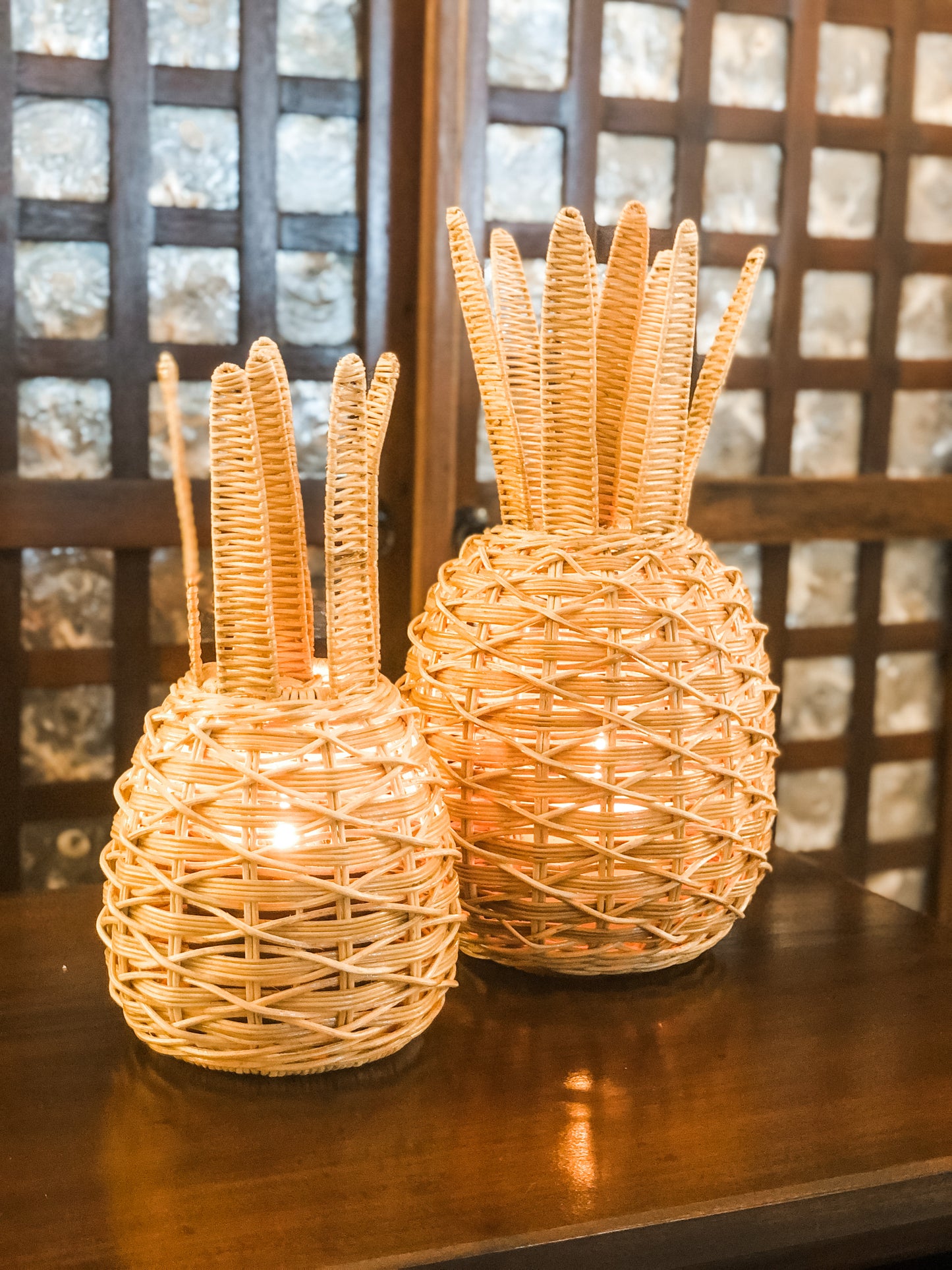 Wicker Pineapple Table lantern (small)